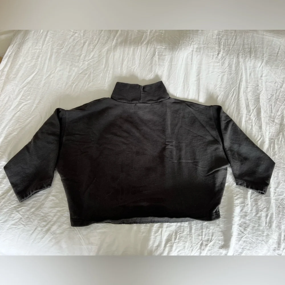 AYR “The Snug as a Bug” Sweatshirt - Picture 2 of 4